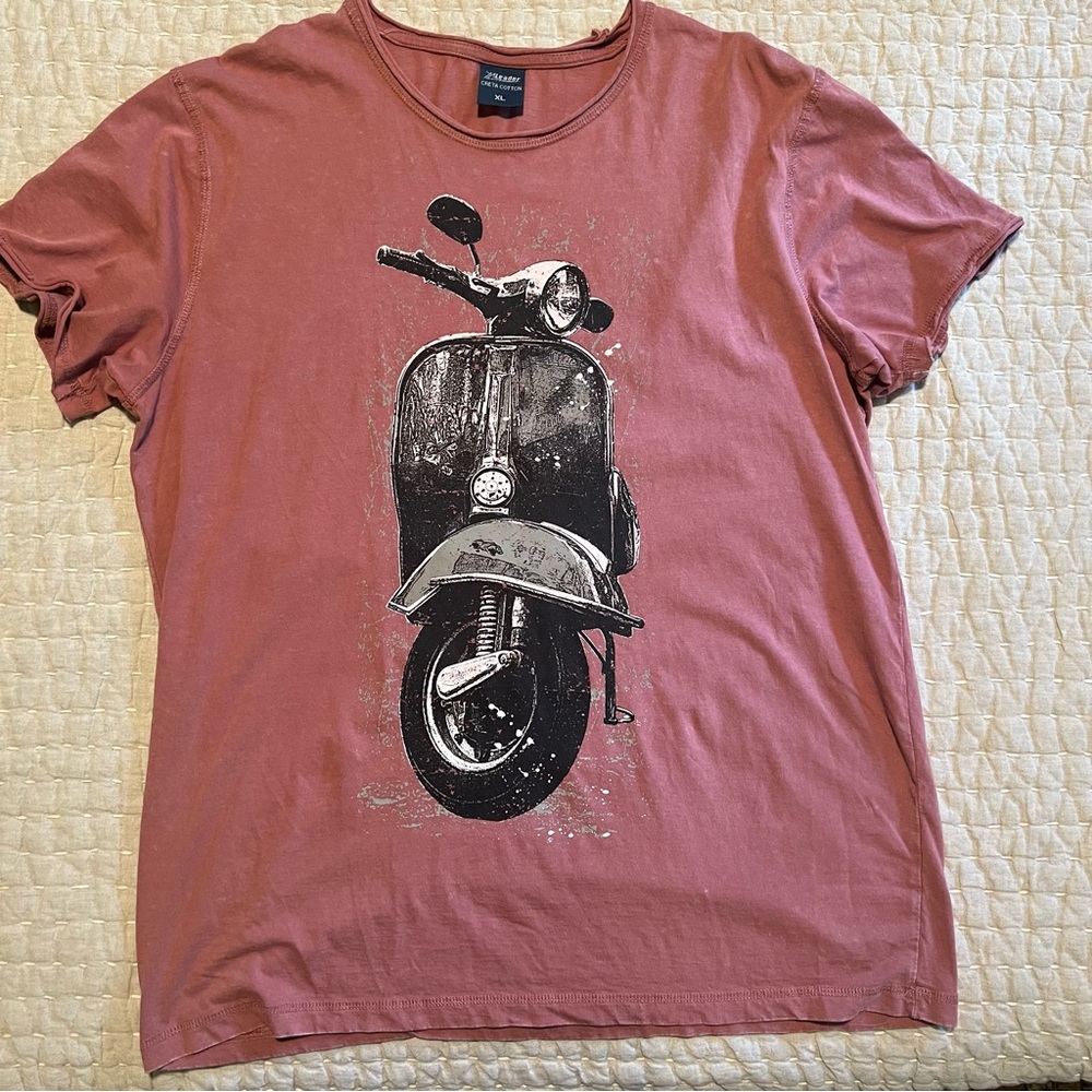Vespa Short Sleeve Graphic Tee